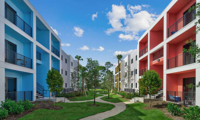 RENCO Lakewood Village - Center Entry